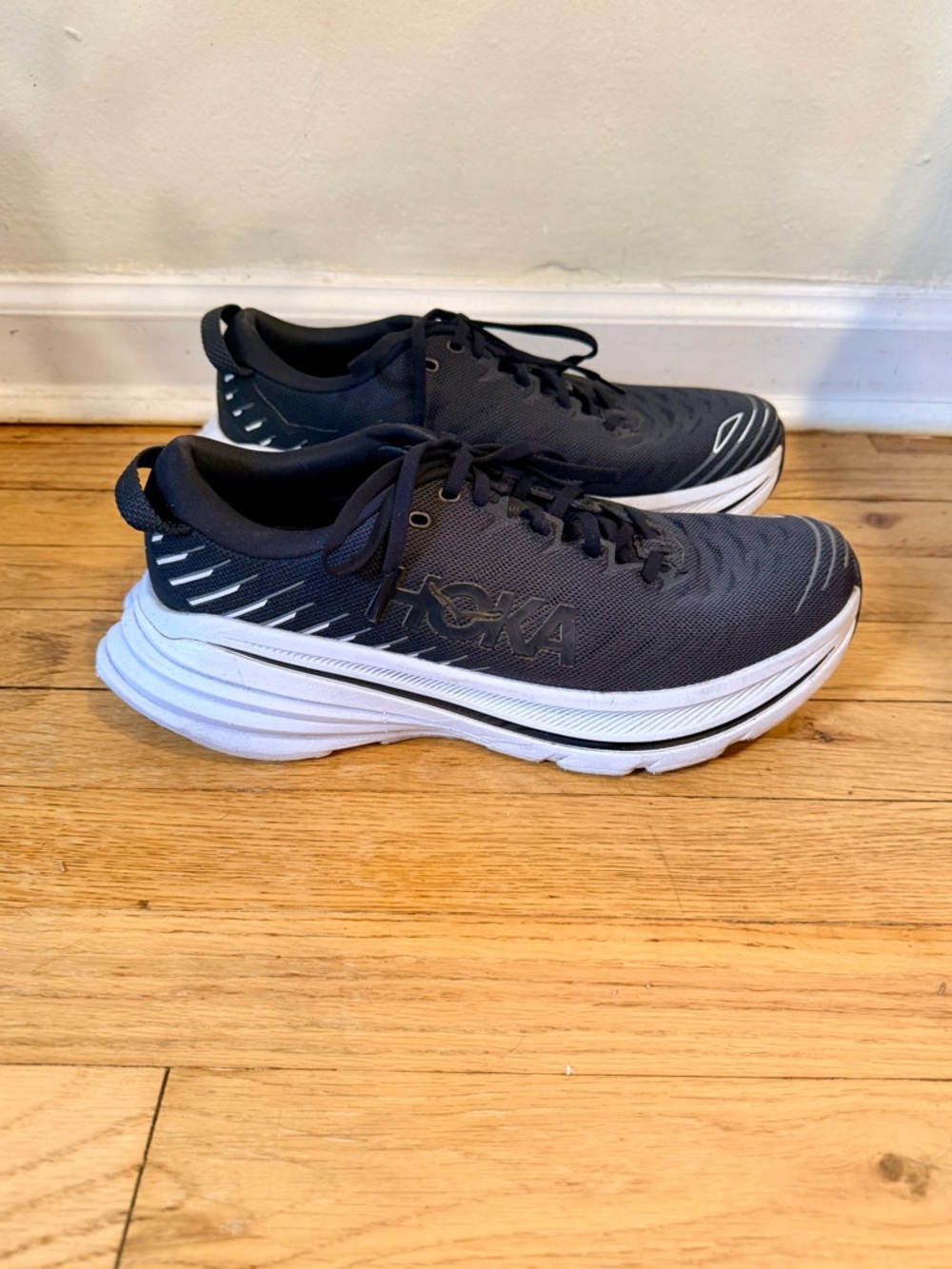 Hoka Bondi X (Men’s Size 10) USED